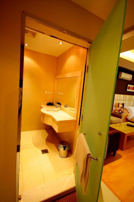 Meera Suites Рияд Екстериор снимка