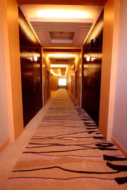 Meera Suites Рияд Екстериор снимка
