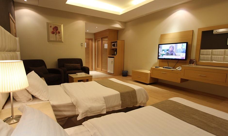Meera Suites Рияд Екстериор снимка
